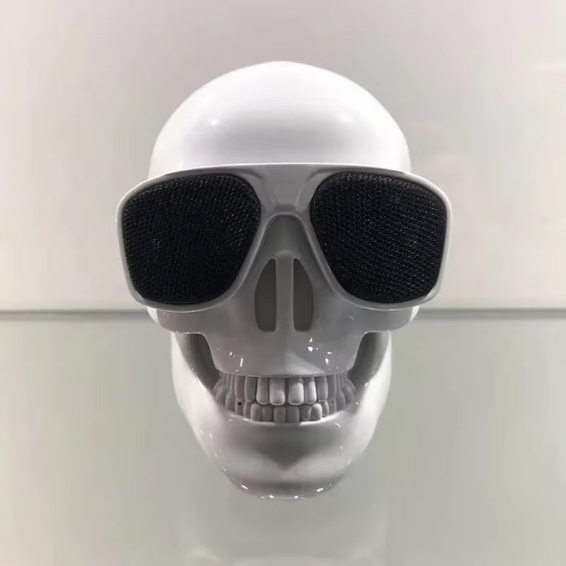 Portable Mini Bluetooth Skull Head Speaker - Wireless HD Stereo Subwoofer and Creative Home Decor